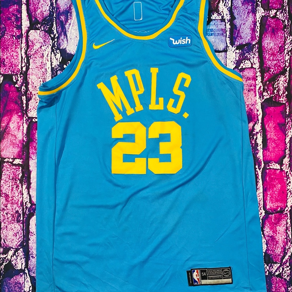 Lakers LeBron James swing man Jersey size 54